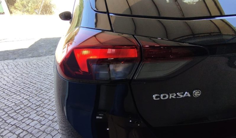 Opel E-Corsa completo