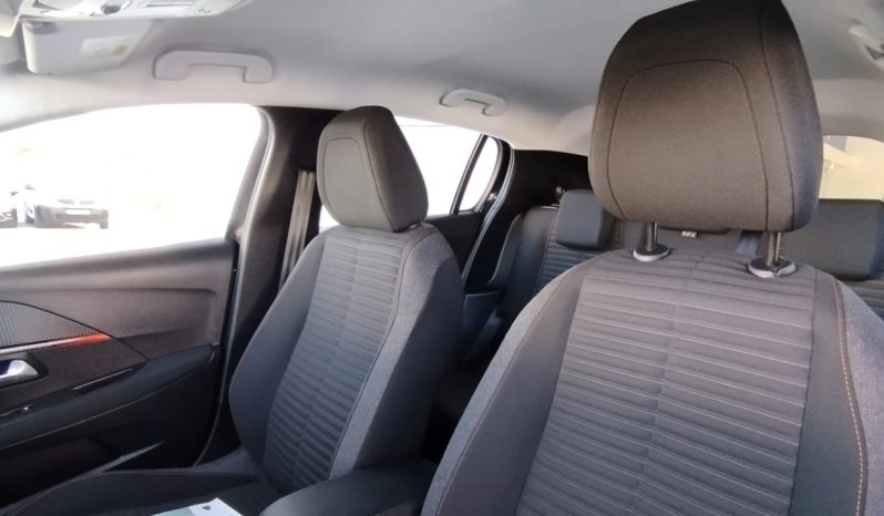 Peugeot e-208 completo