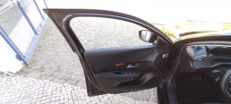 Peugeot e-208 completo