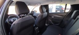 Peugeot e-208 completo
