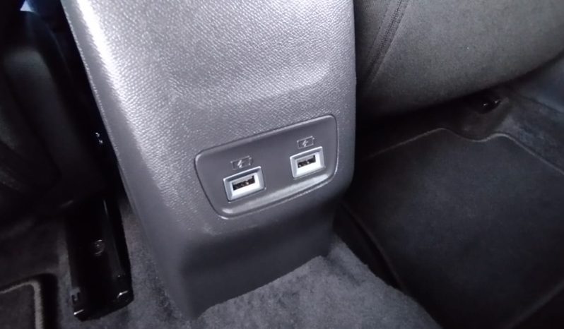 Peugeot e-208 completo