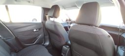 Peugeot e-208 completo