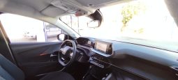 Peugeot e-208 completo