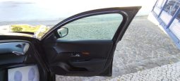 Peugeot e-208 completo