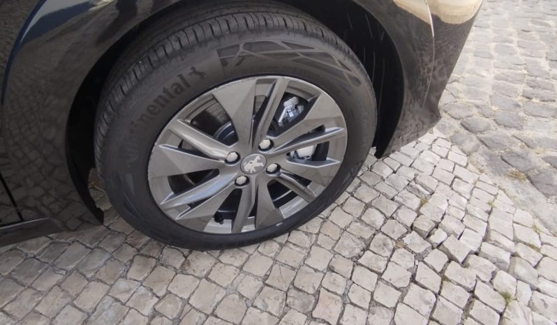 Peugeot e-208 completo