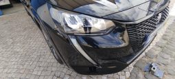Peugeot e-208 completo