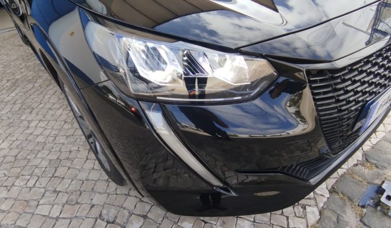 Peugeot e-208 completo