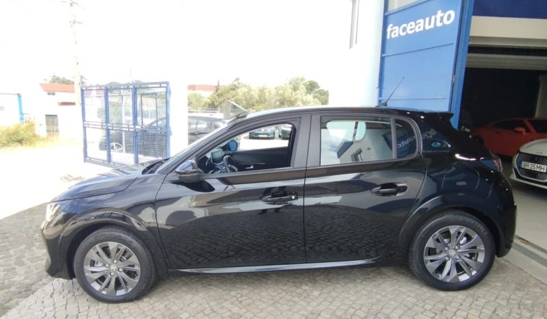 Peugeot e-208 completo