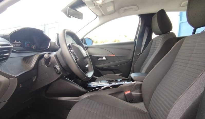 Peugeot e-208 completo
