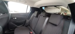 Peugeot e-208 completo