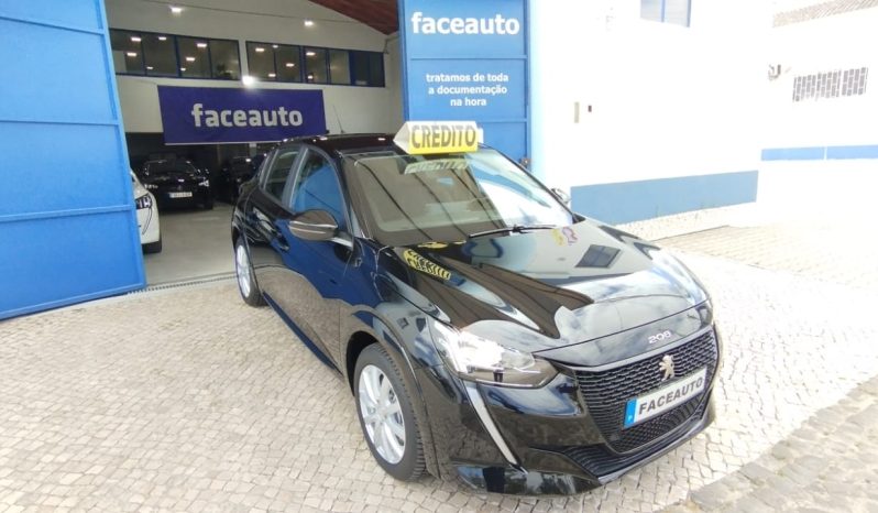 Peugeot e-208 completo