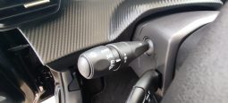 Peugeot e-208 completo