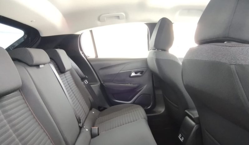 Peugeot e-208 completo