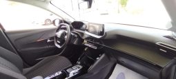 Peugeot e-208 completo