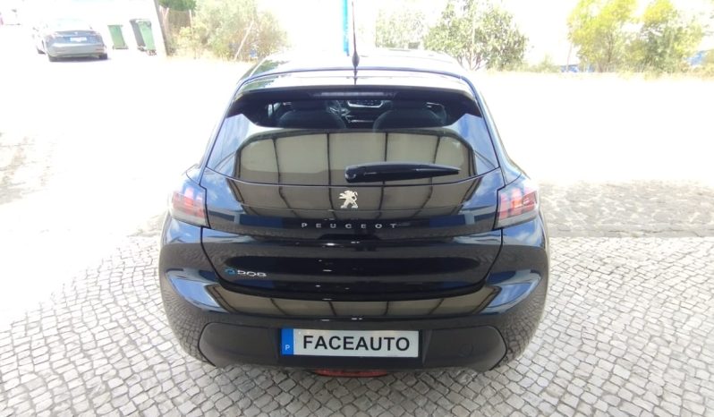 Peugeot e-208 completo