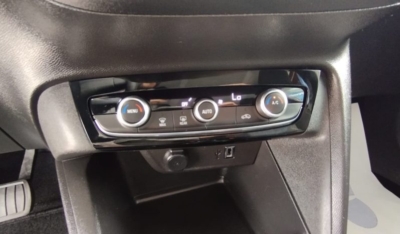 Opel E-corsa completo