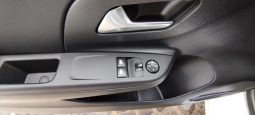 Opel E-corsa completo