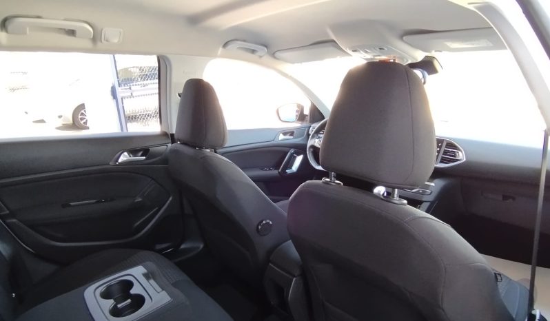 Peugeot 308 SW completo