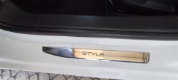 Peugeot 308 SW completo
