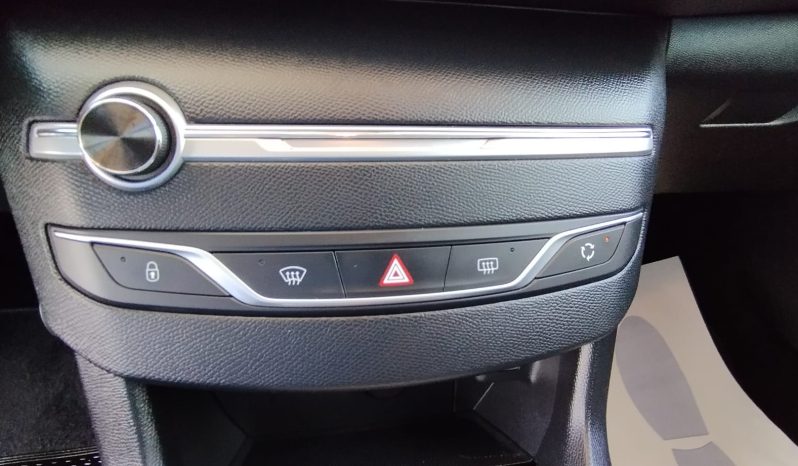 Peugeot 308 SW completo