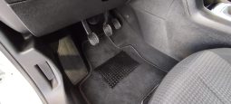 Peugeot 308 SW completo