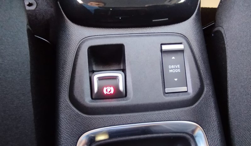 Opel E-Corsa completo