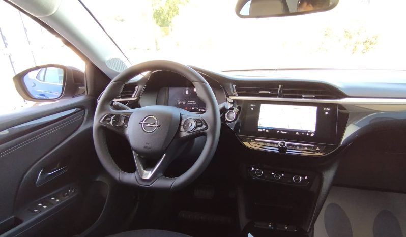 Opel E-Corsa completo