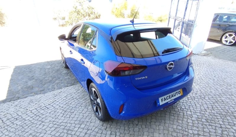 Opel E-Corsa completo