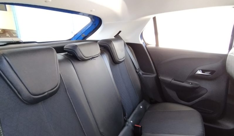 Opel E-Corsa completo