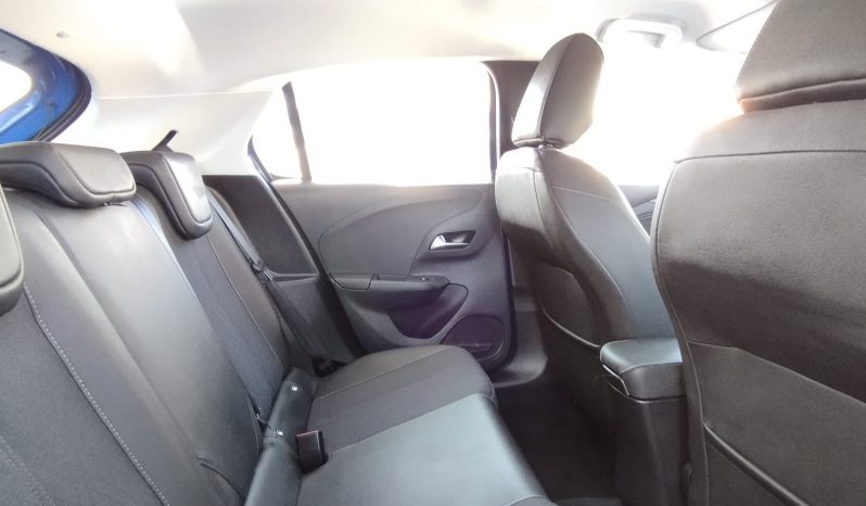 Opel E-Corsa completo