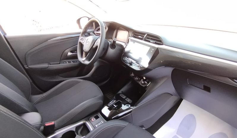 Opel E-Corsa completo