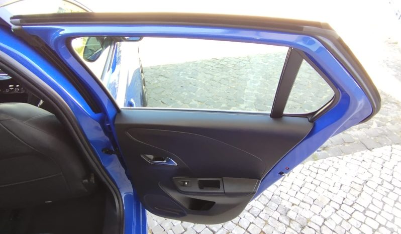 Opel E-Corsa completo