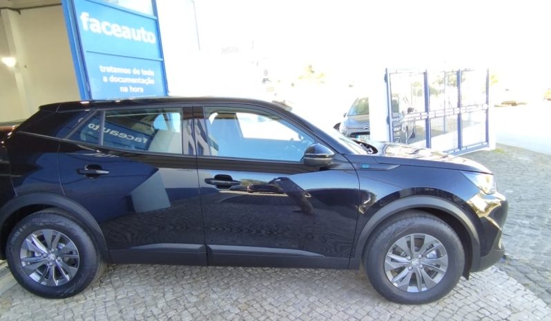Peugeot e-2008 completo