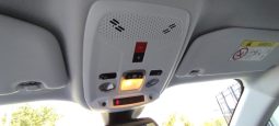 Peugeot e-2008 completo