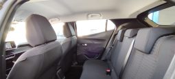Peugeot e-2008 completo