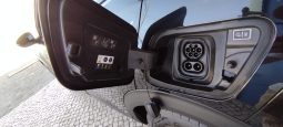 Peugeot e-2008 completo