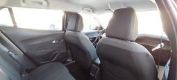 Peugeot e-2008 completo