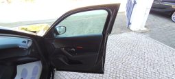 Peugeot e-2008 completo