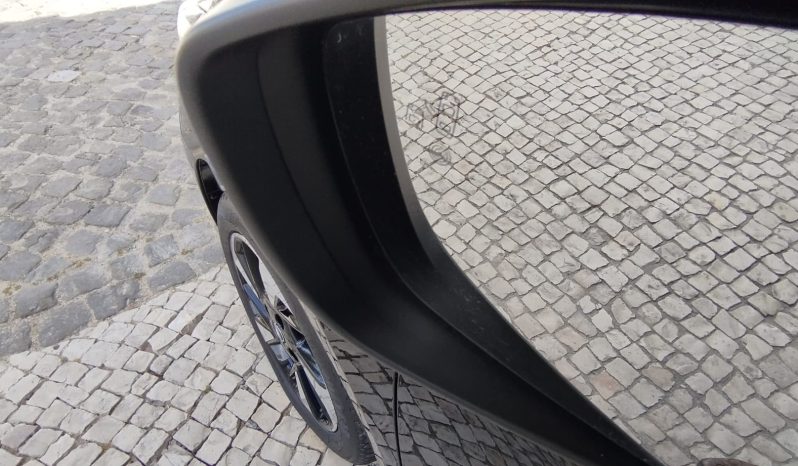 Opel E-Corsa completo