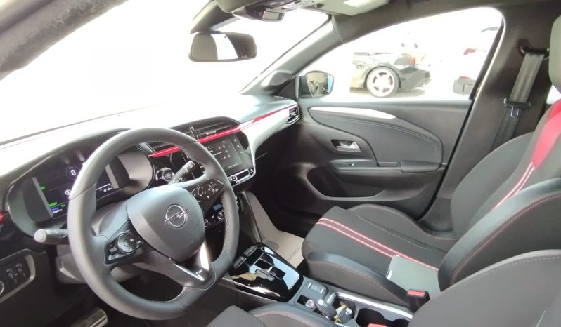 Opel E-Corsa completo