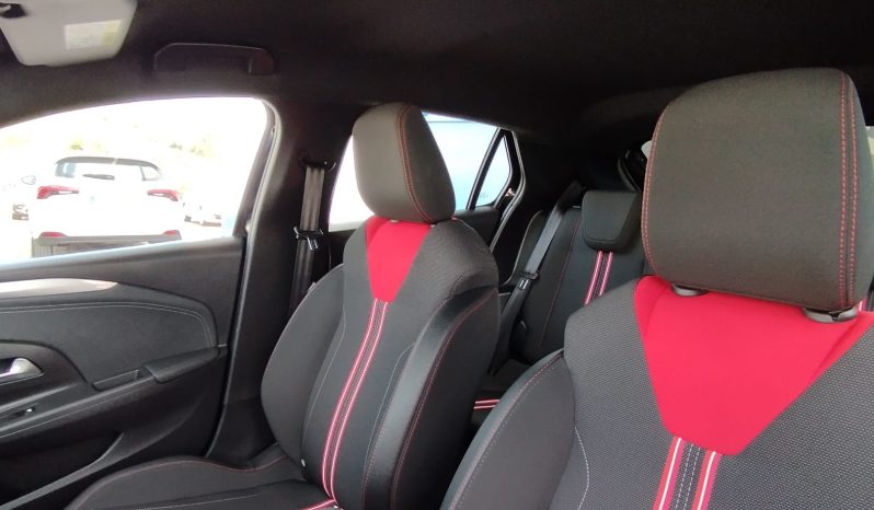 Opel E-Corsa completo