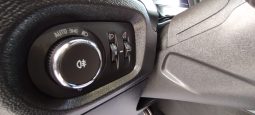 Opel E-Corsa completo