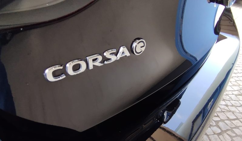Opel E-Corsa completo
