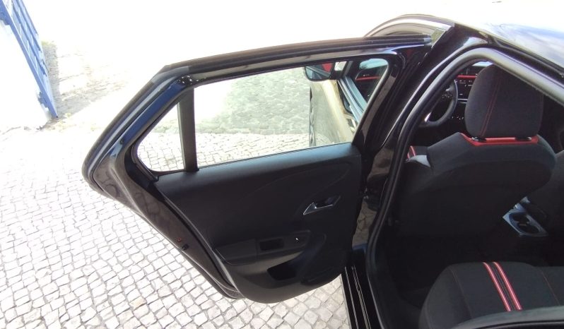 Opel E-Corsa completo
