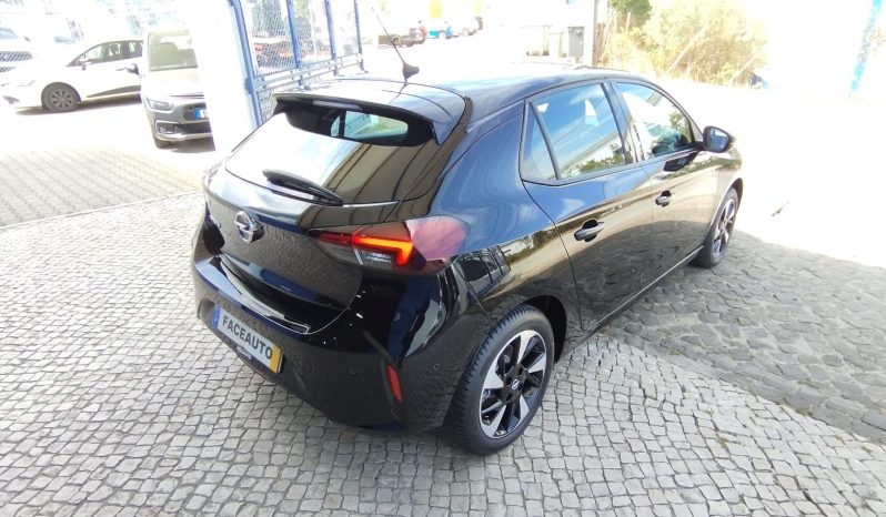 Opel E-Corsa completo