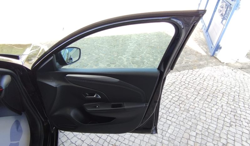 Opel E-Corsa completo