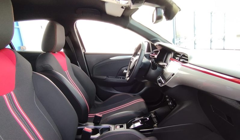 Opel E-Corsa completo
