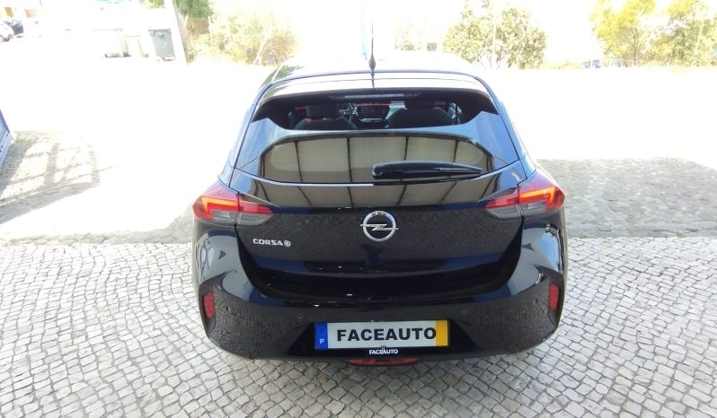 Opel E-Corsa completo