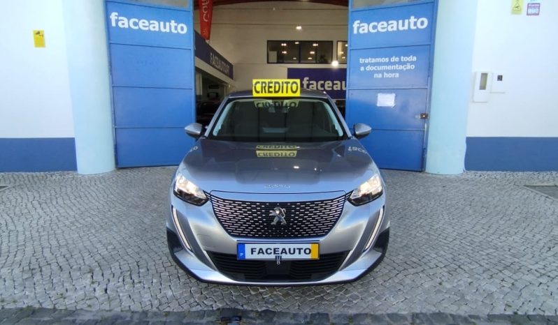 Peugeot e-2008 completo