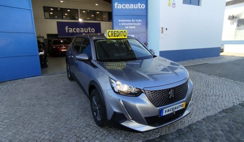 Peugeot e-2008 completo